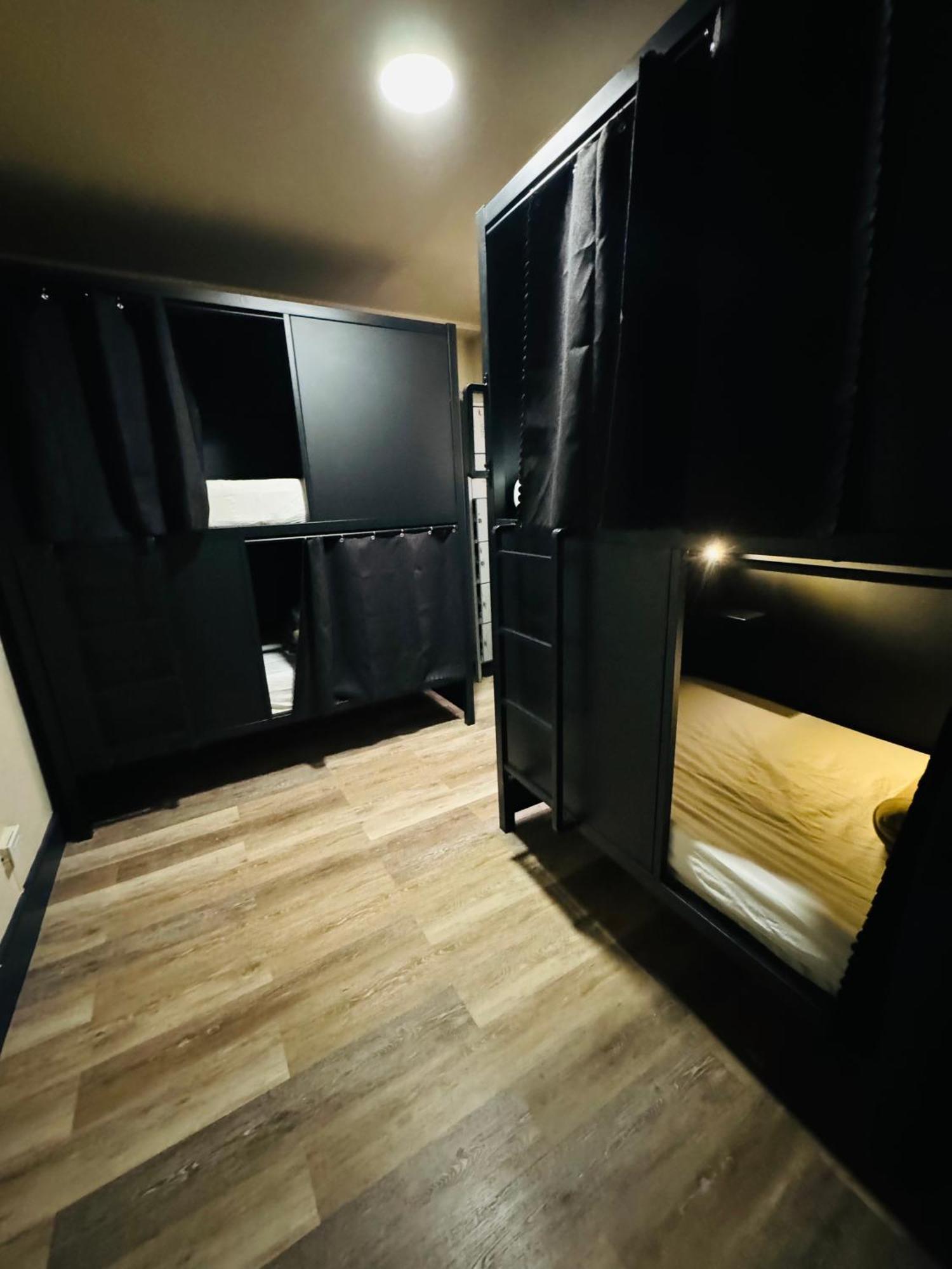 1 BED IN A 4 BED MALE STANDARD POD